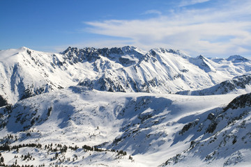 Obraz premium Zimowa panorama gór Pirin, Bułgaria