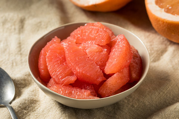 Raw Red Organic Grapefruit Slices