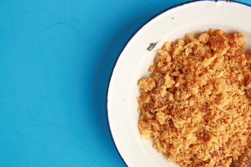 Las migas is a typical Spanish dish made with crumbs, onions and chorizo