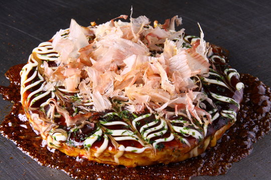 お好み焼き Images – Browse 21,045 Stock Photos, Vectors, and Video