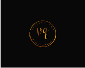 Fototapeta premium VQ Initial handwriting logo vector