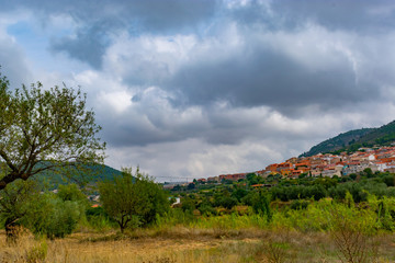 Fototapeta na wymiar Cielos nublados de Benizar en Moratalla(España)