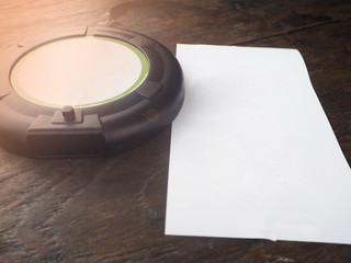 The device helps in serving