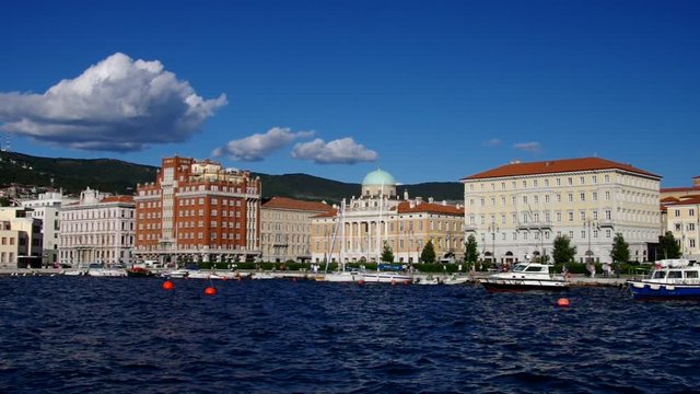 Triest Pier