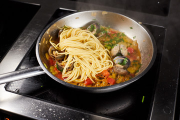 noodles with vegetables