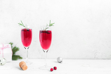 Christmas cranberry mimosa