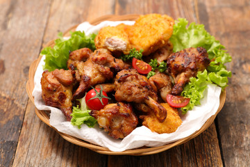 fried chicken nugget with salad