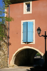 logement en ville à Goudargues dans le Gard