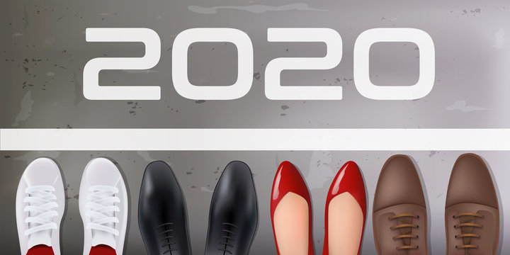 Carte de vœux sur le thème de la course à la réussite avec une ligne de départ et les pieds de quatre personnes, d’âge et se sexes différents, prêtes se lancer dans l’année 2020.