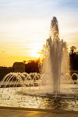 Fototapeta premium Sunset image of the water fountain at the World War II Memorial on the National Mall in Washington DC.