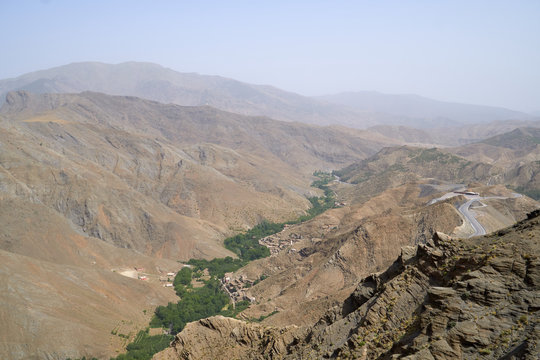 The Atlas Mountains are a mountain range in the Maghreb. It stretches through Morocco, Algeria and Tunisia. 