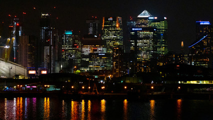 Fototapeta na wymiar Canary Wharf London at Night