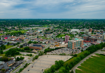 Fototapeta na wymiar The aerial view of Niagara City in Canada