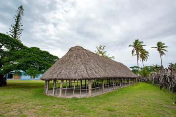 Fototapeta na wymiar ニューカレドニア ロイヤルティ諸島 ウベア島の伝統家屋
