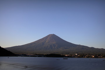 Fototapeta na wymiar Mount Fuji from autumn to winter