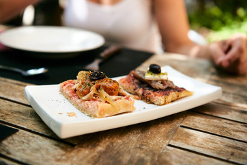 Spanisches Essen Tapas im Urlaub Camping