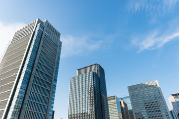 Obraz na płótnie Canvas 東京都千代田区丸の内の高層ビル群の街並み