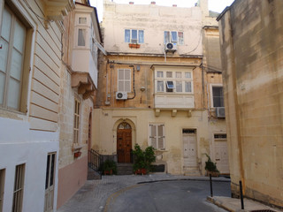 Fototapeta na wymiar Streets of Sliema, La Valetta, Malta 