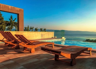 Exclusive resort at the coast with panorama view