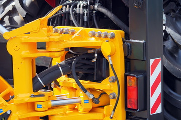 Tractor Attachment Hydraulic System