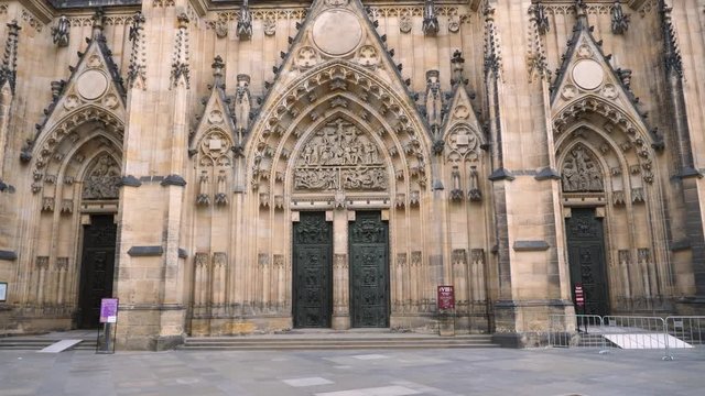 Saint Vitus Cathedral, Vertical Pan, Prague, Bohemia, Czech Republic, a Catholic Church