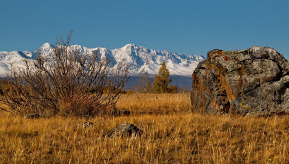 Obraz premium Russia. North-Chui mountain range in the South of the Altai mountains along the Chuya highway.