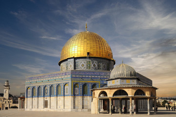 Jerusalem old town skyline with the dome of the rock in the center © Reelistic