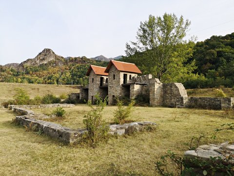 Arutela roman castra - reconstruction - Arutela was a fort in the Roman province of Dacia located on Limes Alutanus.