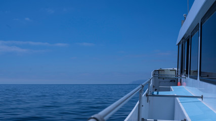 Obraz na płótnie Canvas On the ship in the ocean