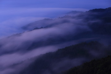 Obraz premium 岩手県遠野市 高清水展望台からの雲海