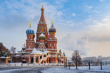 Moscow. Russia. St. Basil's Cathedral in the snow. Walks on the red square. Christmas cannulas in Moscow. Excursions to St. Basil's Cathedral. New Year in Moscow. Russia on a winter day. Kremlin.