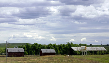 Fototapeta na wymiar landscape with houses and blue sky