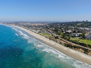 Aerial view of Del Mar coastline and beach - obrazy, fototapety, plakaty