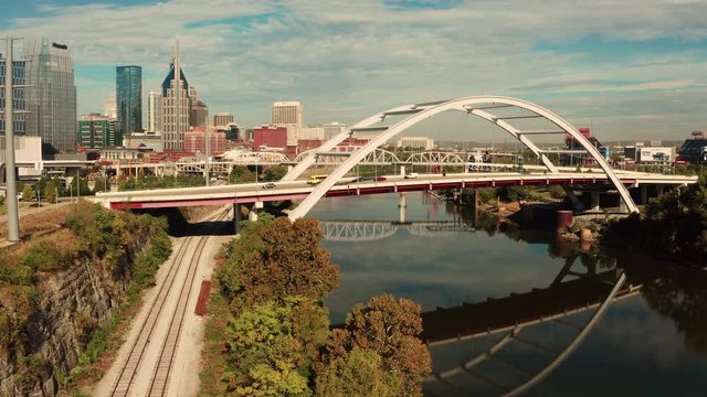 Historic Arch Bridge Carries Traffic over the Cumerland River next to Nashville