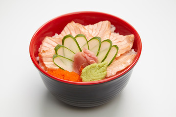 Salmon don, Japanese rice bowl topped with burn salmon slices.