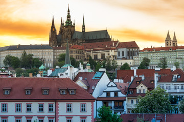 Obraz premium Aerial view of the Lesser Town ( Mala Strana ) district and Prague castle, the largest coherent castle complex in the world