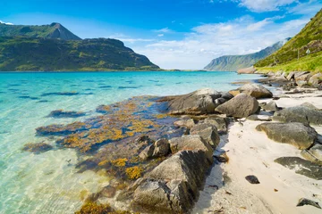 Rugzak beautiful sand beach on the lofoten islands in Norway © hansenn
