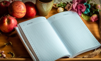 Tray with apples, book and flowers, for message base