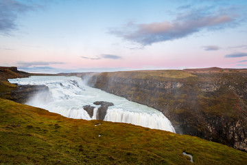 Island - Wasserfall