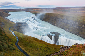 Island - Wasserfall