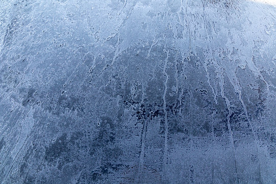 Frost auf einer Oberfl&auml;che aus Glas