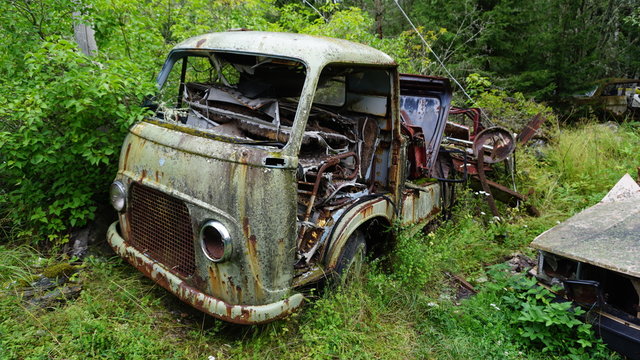 Schrottplatz in Schweden