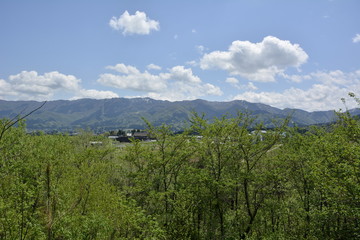 青空広がる田舎の風景