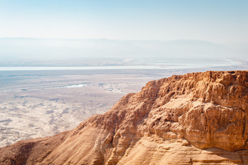 Fototapeta na wymiar vista desde la montaña de masada en israel