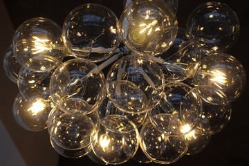  light bulbs