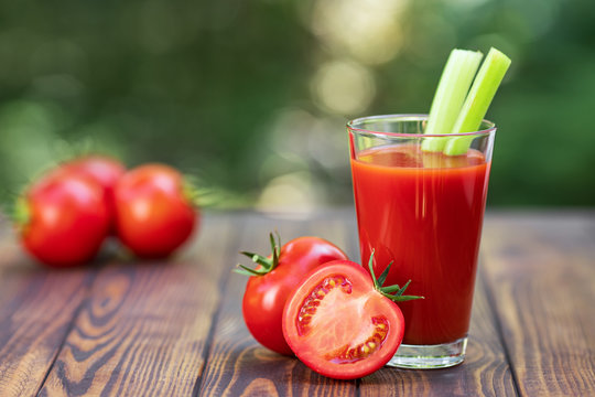 tomato juice in glass