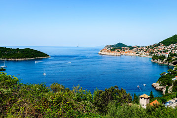 Naklejka premium View to the old town of Dubrovnik and Lokrum