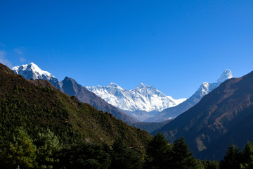 Fototapeta na wymiar The Khumbu valley in Nepal