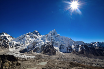 Panorama of Nuptse and Mount Everest seen from Kala Patthar