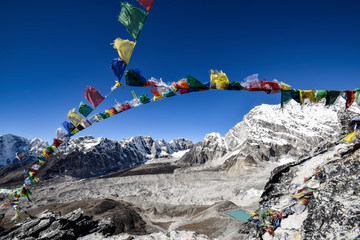 View from Kala Patthar to the Khumbu glacier - obrazy, fototapety, plakaty